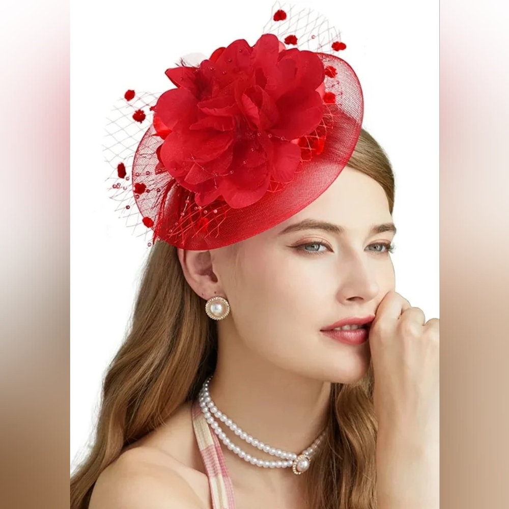 Fascinator hat